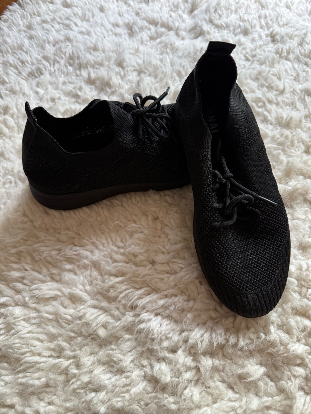 Black Knit Lace-Up Slip-On NON SLIP Sneakers